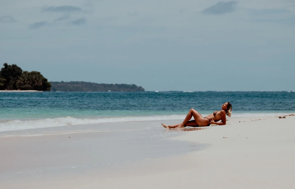 Entspannen an einem weißen Strand in Bocas del Toro